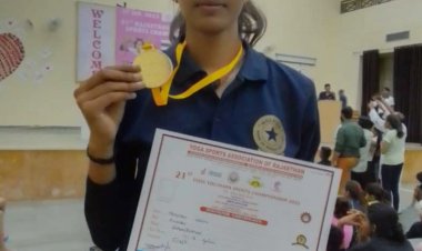 राज्य स्तरीय योगासन प्रतियोगिता में कंचन सैनी ने गोल्ड मेडल हासिल कर राष्ट्रीय स्तर पर अपना स्थान पक्का किया