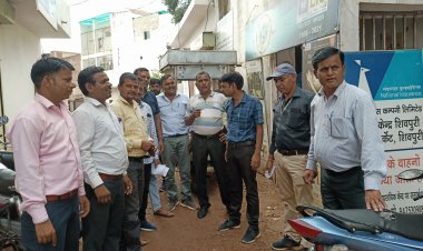 शिवपुरी: LIC अभिकर्ता संग ने अपनी मांगों को लेकर lic दप्तर के सामने जमकर की नारे बाजी: रिंकू पंडित KTG समाचार
