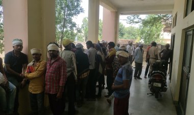 फाँसी के फंदे से लटक युवती ने दी जान।