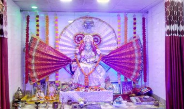 नवरात्रि के आठवें दिन मां महागौरी की पूजा की जाती है