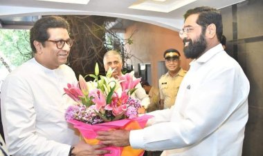 महाराष्ट्र नवनिर्माण सेना अध्यक्ष मा. राज साहेब ठाकरे यांनी आज आरोग्य विषयक महत्वपूर्ण मुद्यांवर चर्चा करण्यासाठी मुख्यमंत्री एकनाथ शिंदे यांची भेट घेतली.
