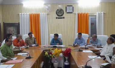 मोटर दुर्घटना से सम्बन्धित क्लेम पेटीशन को अधिक से अधिक संख्या में निस्तारित किये जाने हेतु बैठक हुई आयोजित।