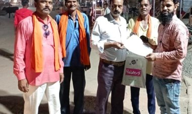 थाने दार की दबंगई, अकारण झूठे कैश में फसाने की धमकी देकर पैसे मागता है। परेशान लोगों ने पुलिस अधीक्षक से की शिकायत।