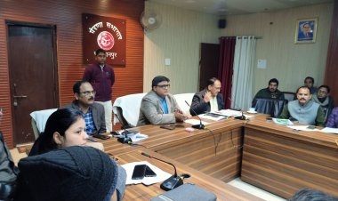नगरीय निकाय सामान्य निर्वाचन-2022 को शांतिपूर्ण, सकुशल सम्पन्न कराये जाने हेतु नियुक्त आर0ओ0/ए0आर0ओ0 का प्रशिक्षण हुआ सम्पन्न।