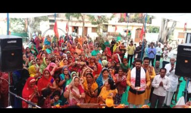भगवान शिव की वेशभूषा से ‘जीवन’ और ‘मृत्यु’ का बोध होता है- पं. सूरज द्विवेदी