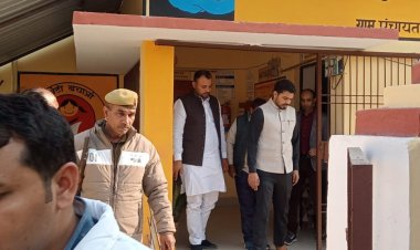 मुख्य विकास धिकारी द्वारा अमृत  सरोवर सिंहनी, शिशु कल्याण उपकेंद्र, आर आर सी सेंटर बिरसिघपुर वि.ख.बल्दीराय का किया गया औचक निरीक्षण।
