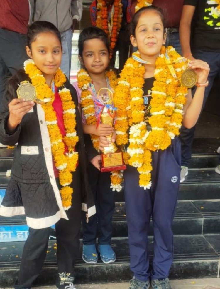 राष्ट्रीय स्तरीय प्रतियोगिता मे पंजाब के मोहाली में रोलर बास्केटबॉल में सोनम ने जीता गोल्ड मेडल