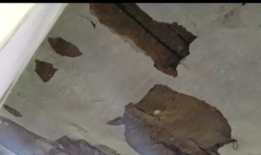 धुरवासिन के जर्जर भवन में संचालित हो रहा प्राइमरी स्कूल