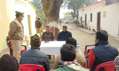 जिलाधिकारी व पुलिस अधीक्षक ने थाना समाधान दिवस में सुनी जन समस्याएं।