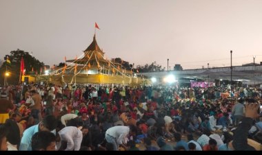 परिवार विघटन से बचने के लिए हर घर से यज्ञ का धुआं उठना चाहिए - महंत  कृष्ण गोपालदास