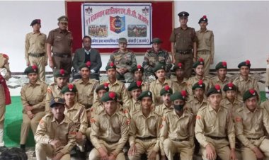एन सी सी कैडेट्स का किया औचक निरीक्षण