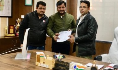 मेंढकी शमशान का निगम करे संचालन, मुख्य शमशान के टीन शेड का शीघ्र हो नवीनीकरण, आयुक्त को दिया आवेदन