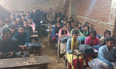 विजन क्लासेस दुल्हन बाजार में हुआ दीक्षांत समारोह का भव्य आयोजन