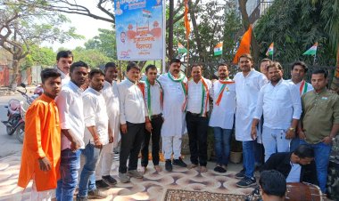 आदर्श हेल्पिंग फाउंडेशन द्वारा आयोजित झंडारोहण कार्यक्रम हर्षोल्लास से मनाया गया।
