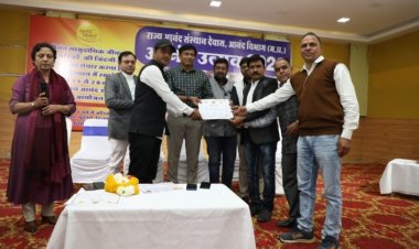 देवास जिले में आनंद के साथ हुआ ''आनंद उत्सव" का समापन।