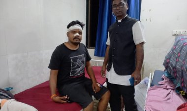पीड़ित निशांत से मिलने पंहुचा विश्वकर्मा समाज