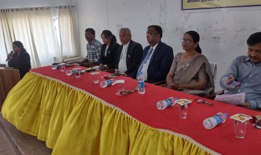 अपर जनपद न्यायाधीश/सचिव, जिला विधिक सेवा प्राधिकरण, सुलतानपुर की अध्यक्षता में अन्तर्राष्ट्रीय महिला सप्ताह के अवसर पर एक विधिक साक्षरता/जागरूकता शिविर का हुआ आयोजन।