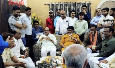 शिवपुरी दौरे पर प्रभारी मंत्री महेंद्र सिंह सिसोदिया का हुआ जोर दार स्वागत।