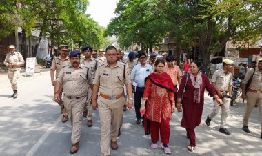 डीएम व एसपी द्वारा संयुक्त रूप से न0नि0सा0निर्वा-2023 को स्वतंत्र, निष्पक्ष व भयमुक्त रूप से सम्पन्न कराने हेतु मतगणना स्थल, स्ट्रांग रूम व मतदान केन्द्रों का किया गया निरीक्षण।