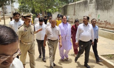 विधि छात्र/ छात्राओं को कानूनी ज्ञान के साथ-साथ व्यवहारिक व भौतिक ज्ञान रखना आवश्यक- अभिषेक सिन्हा।