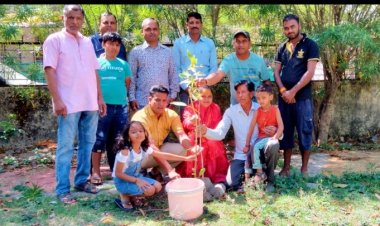 10 हजार पौधे लगाने के संकल्प के साथ किया पौधारोपण