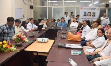 भारत सरकार की टीम जिला चिकित्सालय देवास में एनक्यूएएस एवं मुस्कान का नेशनल असेसमेंट के लिए पहुंची