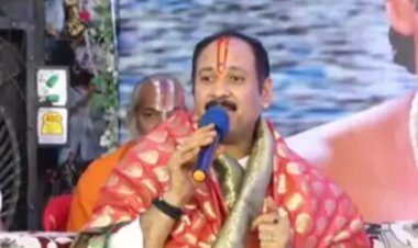 नेमावर पहुंचे पंडित प्रदीप मिश्रा मां नर्मदा का किया दर्शन-पूजन