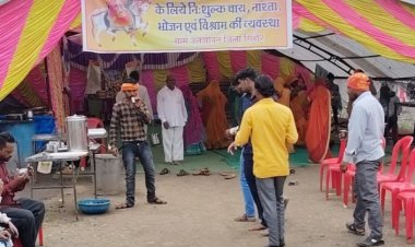 आस्था ऐसी कि 150 किलोमीटर दूर से आ कर देते हैं  , 1 महीना लगातार सेवा