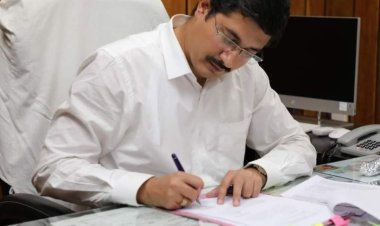 देवास जिले मे सोशल मीडिआ प्लेटफार्म पर आपत्तिजनक मैसेज व अन्य गतिविधियों को प्रतिबंधित करने हेतु प्रतिबंधात्मिक आदेश जारी