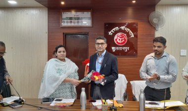 उप महानिदेशक, भारतीय विशिष्ट पहचान प्राधिकरण/नोडल अधिकारी भारत सरकार की अध्यक्षता में आगामी ‘विकसित भारत संकल्प यात्रा‘ के सफल आयोजन व तैयारियों के सम्बन्ध में आयोजित हुई बैठक ।