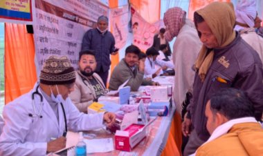काली बाबा हवन परिवार के द्वारा चिकित्सा, वृक्षारोपण , कंबल वितरण एवं भंडारे का आयोजन किया गया