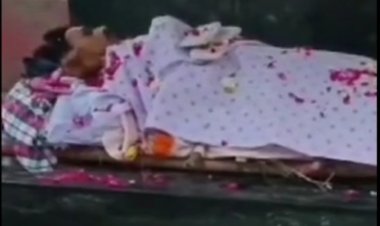 अंतिम संस्कार से पहले शव बरामद करने शमशान पहुंची पुलिसः युवक की संदिग्ध मौत के मामले में महाकाल पुलिस ने शव को पोस्टमार्टम के लिए पहुंचाया