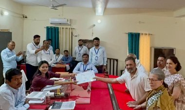 रायबरेली से कांग्रेस प्रत्याशी के रूप में राहुल गांधी ने किया नामांकन