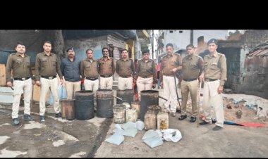 अवैध मदिरा संग्रहण एवं विक्रय के विरुद्ध आबकारी विभाग की  कार्रवाई