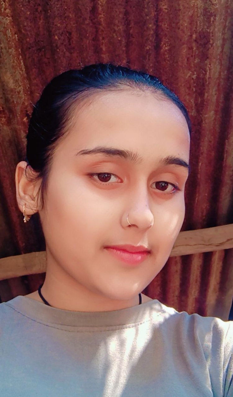 बिसवां ग्राम सभा चोपई उपाध्याय का पुरवा की रहने वाली जागृति की तलाश जारी।