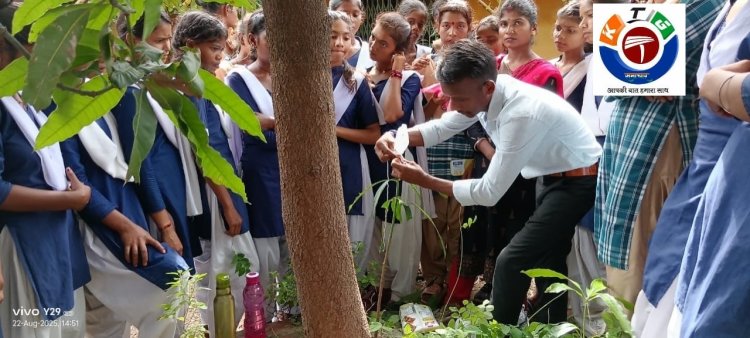 विद्यालय में पढ़ने वाले छात्र दलपत ने व्यावसायिक शिक्षा के तहत सीखा नर्सरी तैयार करना-सफलता की कहानी