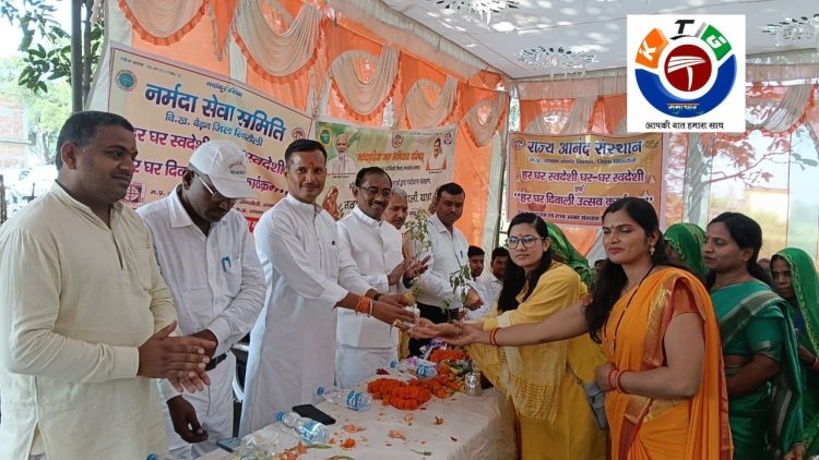 हर घर स्वदेशी घर-घर स्वदेशी हर घर दिवाली उत्सव संपन्न